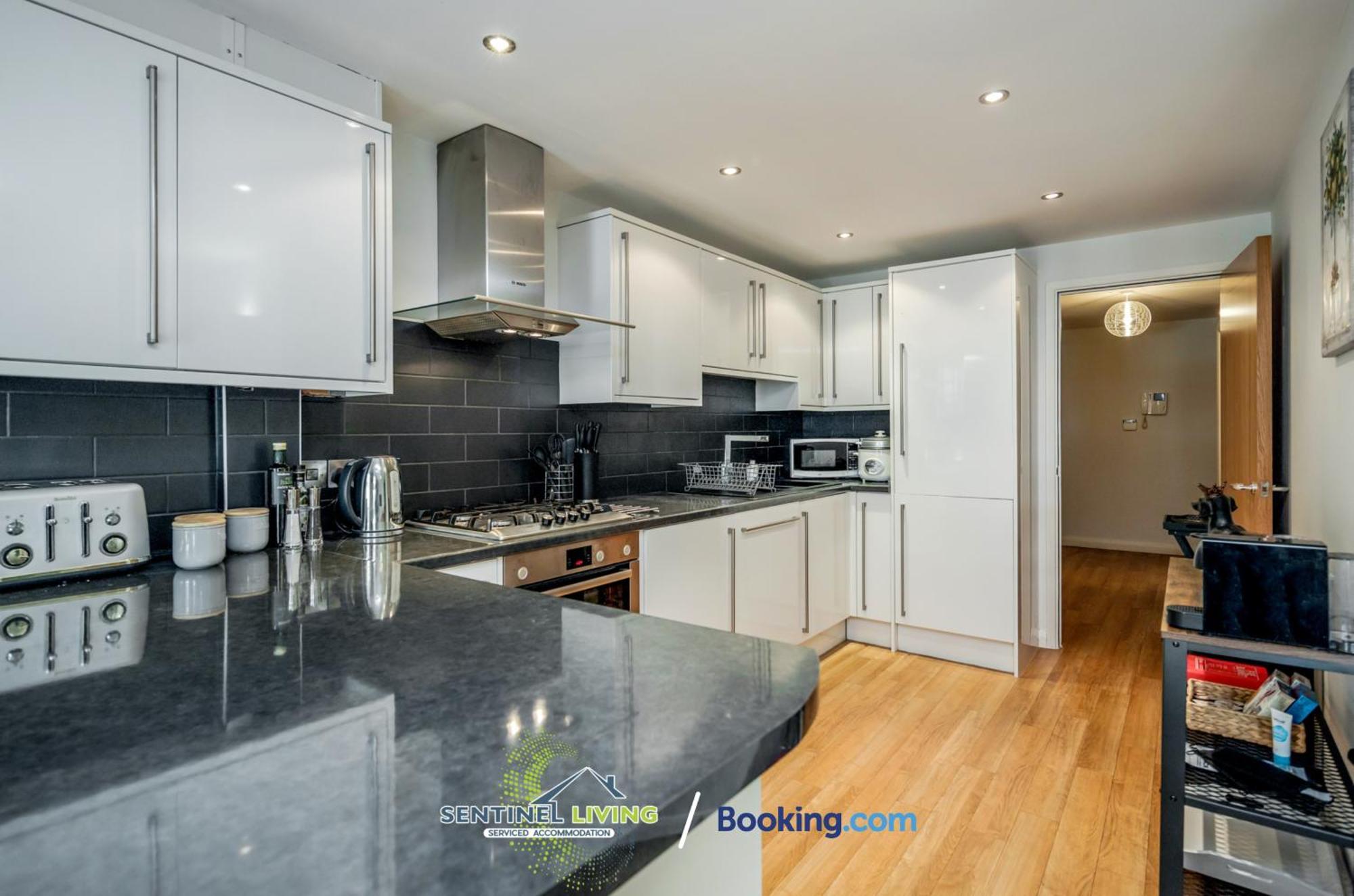 Windsor Flat 2 Bed By Sentinel Living With Free Wifi And Parking Apartman Kültér fotó