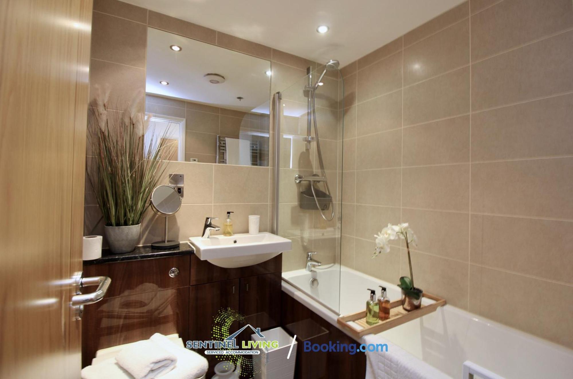 Windsor Flat 2 Bed By Sentinel Living With Free Wifi And Parking Apartman Kültér fotó