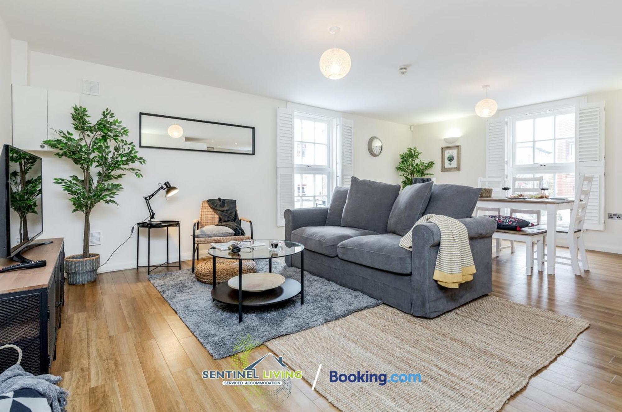 Windsor Flat 2 Bed By Sentinel Living With Free Wifi And Parking Apartman Kültér fotó