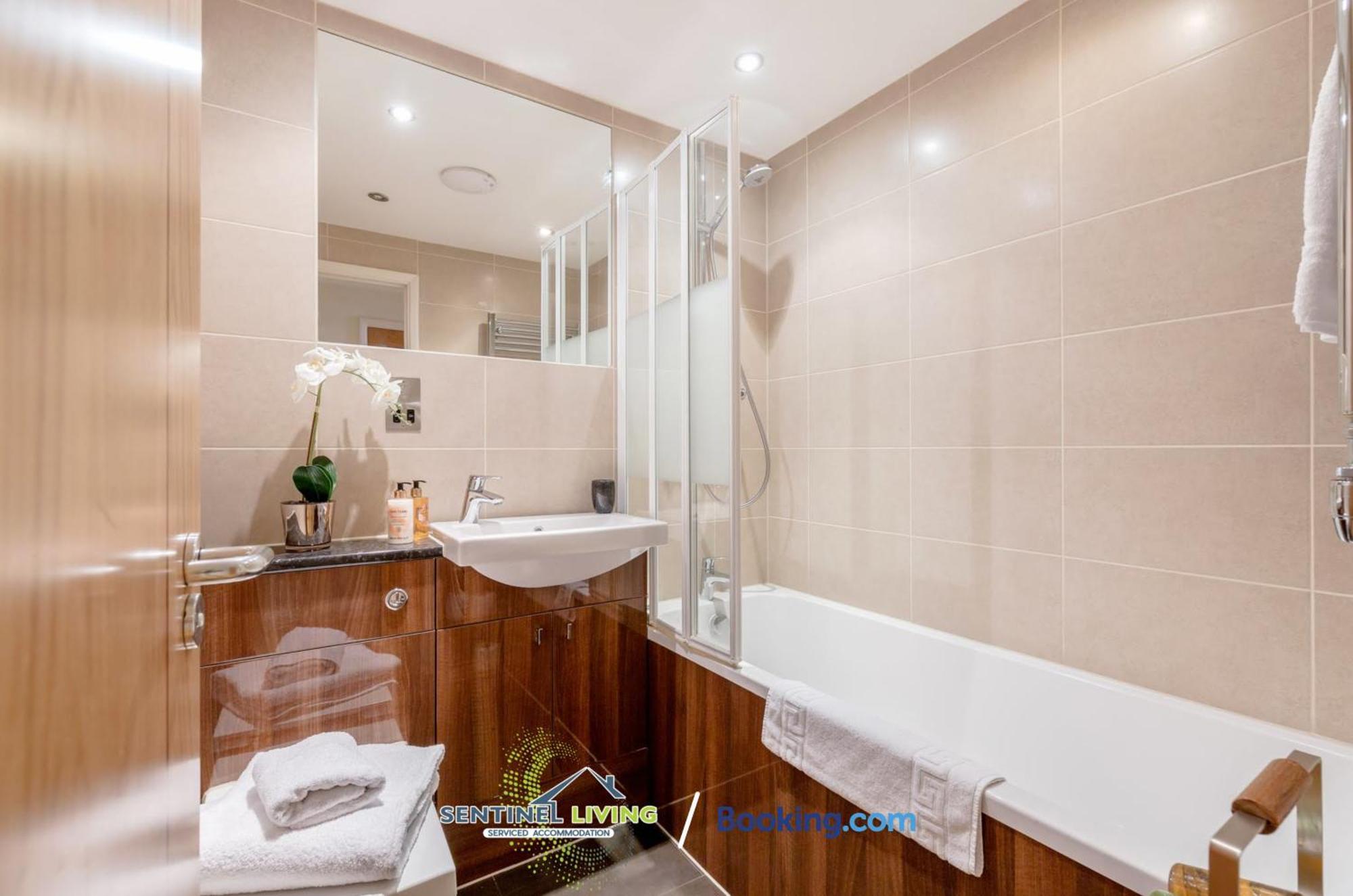 Windsor Flat 2 Bed By Sentinel Living With Free Wifi And Parking Apartman Kültér fotó