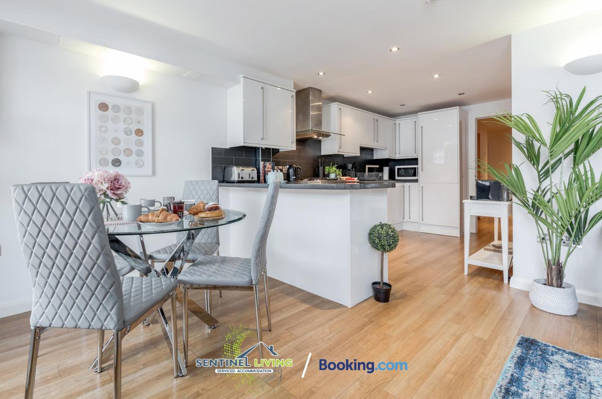 Windsor Flat 2 Bed By Sentinel Living With Free Wifi And Parking Apartman Kültér fotó
